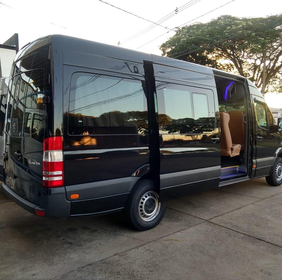 locação de van para shows do bruno mars